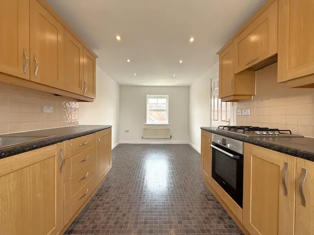 Photo 2 — Berechurch Road, South Colchester
