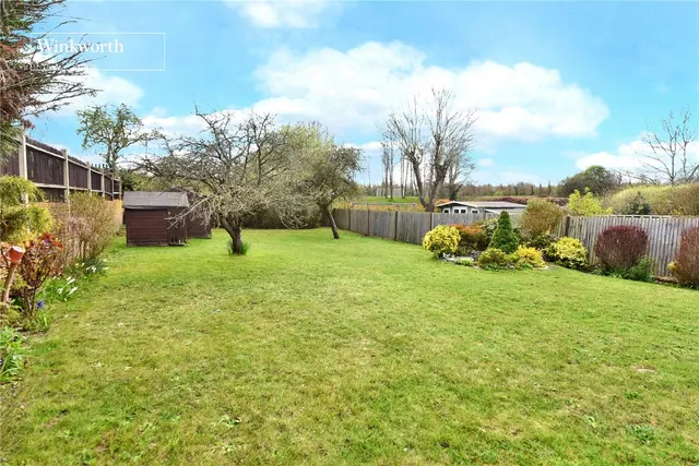 Photo 2 — Northey Avenue, Cheam, Sutton, Surrey, SM2