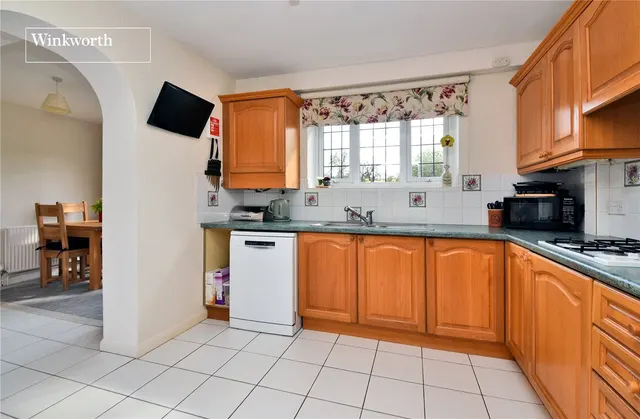Photo 3 — Northey Avenue, Cheam, Sutton, Surrey, SM2