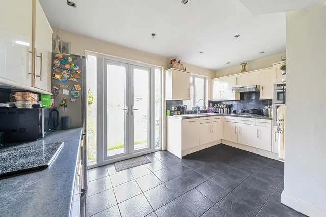 Dryden Road, Harrow, HA3, photo 2