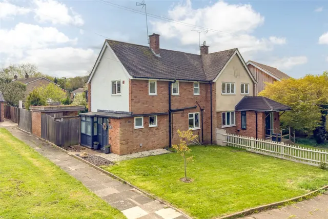 Bishops Close, St. Albans, AL4, photo 1