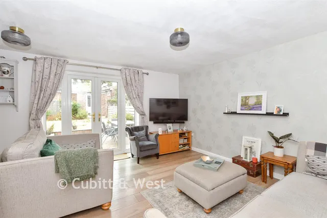 Pineham Copse, Haywards Heath, RH16, photo 2