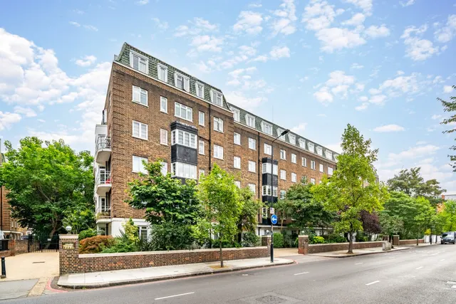 Photo 2 — Marlborough Court, Kensington