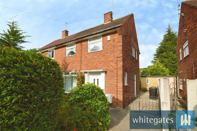 2 bedroom house, Butterbowl Drive, Leeds, LS12