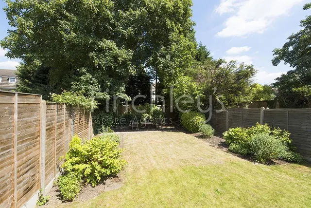Elm Park Road, London, N3, photo 3