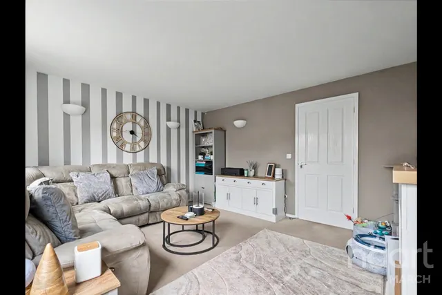 New Road, Chatteris, PE16, photo 2