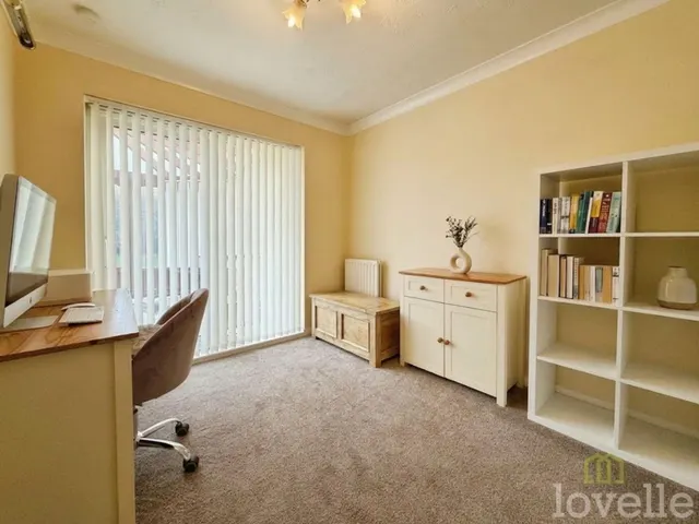Morton Road, Laughton, DN21, photo 3