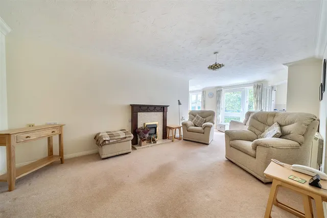 Magdalene Street, Glastonbury, BA6, photo 2