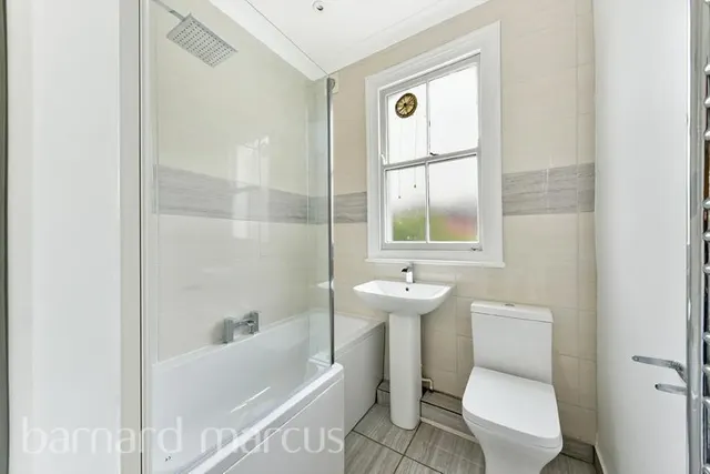 Crabtree Lane, SW6, photo 3