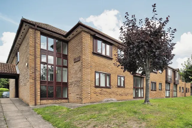 London Road, Amesbury, SP4, photo 1