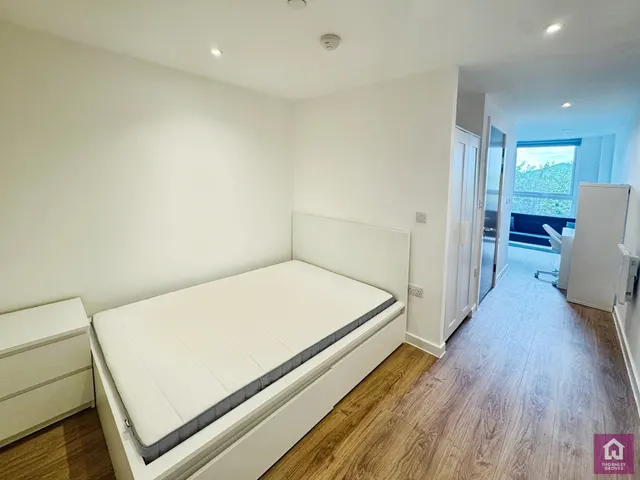 Fredrick Road, Salford, M6, photo 1
