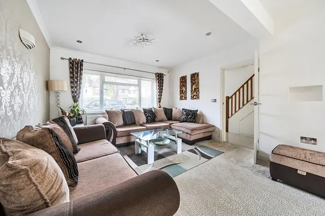 Cressex Road, High Wycombe, HP12, photo 2