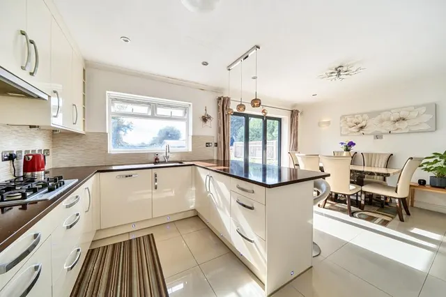 Cressex Road, High Wycombe, HP12, photo 3