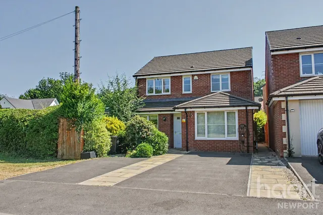 Chepstow Road, NP18, photo 1