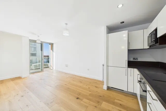 Cornmill Lane, London, SE13, photo 2