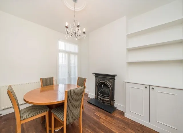 Upper Grotto Road, Strawberry Hill, TW1, photo 3