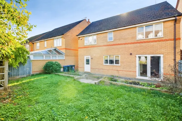 Breezehill, Wootton, NN4, photo 2