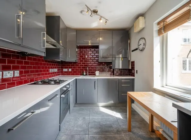 Photo 3 — Prince Edward Road, Homerton, E9