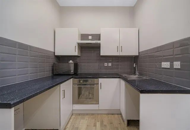 Palace Road, Tulse Hill, SW2, photo 3