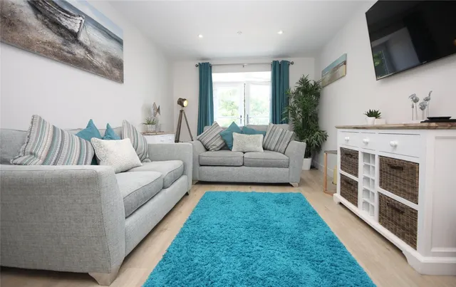 Beach Road, Benllech, photo 2