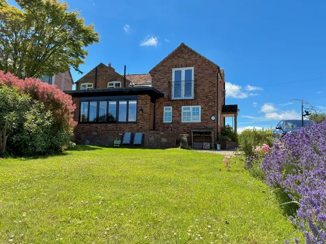 Charlton Hill, Edington, BA13, photo 1