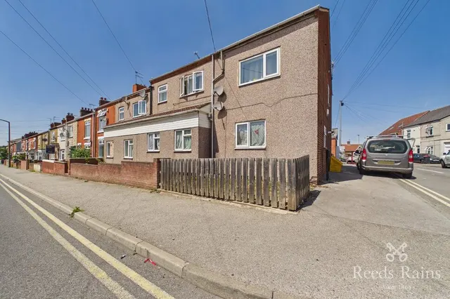 Lordens Hill, Dinnington, South Yorkshire, S25, photo 1