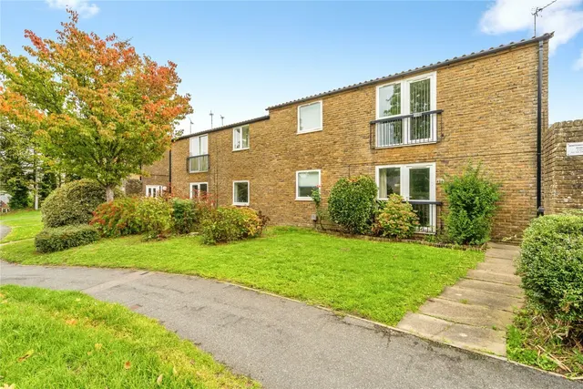 Winterbourne Road, Chichester, PO19, photo 1