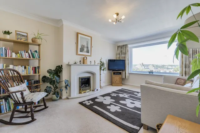 Kirkwood View, Leeds, LS16, photo 2