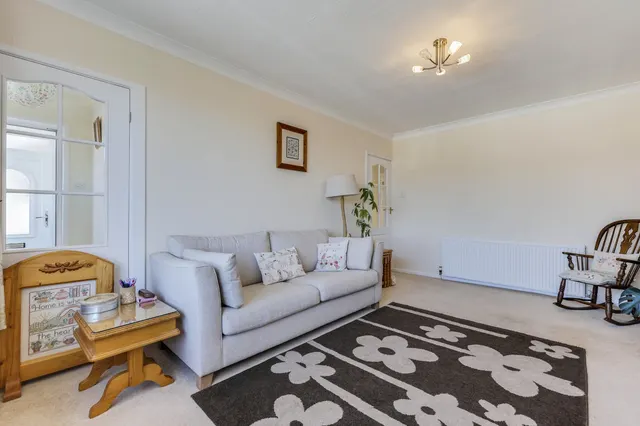 Kirkwood View, Leeds, LS16, photo 3
