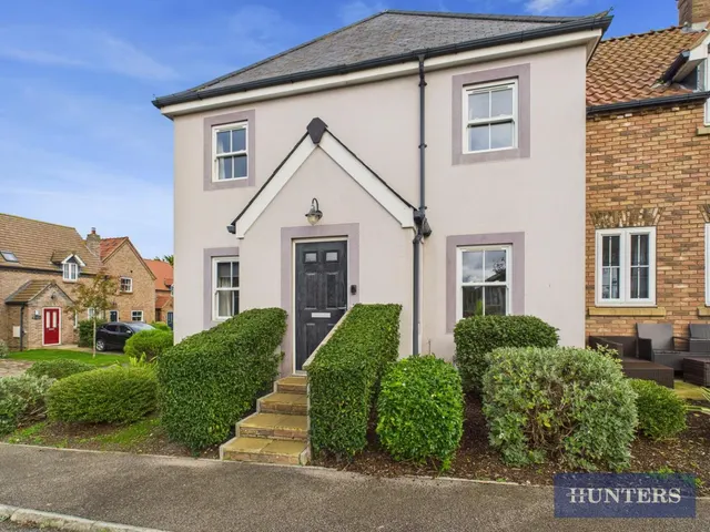 Hudson Road, The Bay, YO14, photo 1