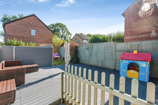 Roseleigh Drive, Ashurst Bridge, SO40, photo 3
