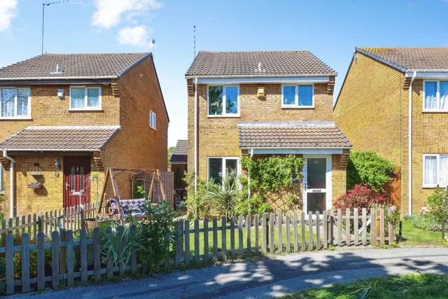 Seatown Close, Canford Heath, BH17, photo 1
