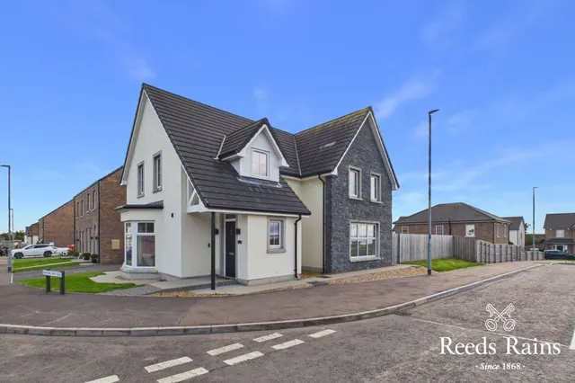 Bashford Park Road, Carrickfergus, BT38, photo 1