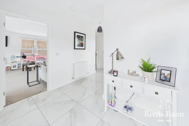 Bashford Park Road, Carrickfergus, BT38, photo 2