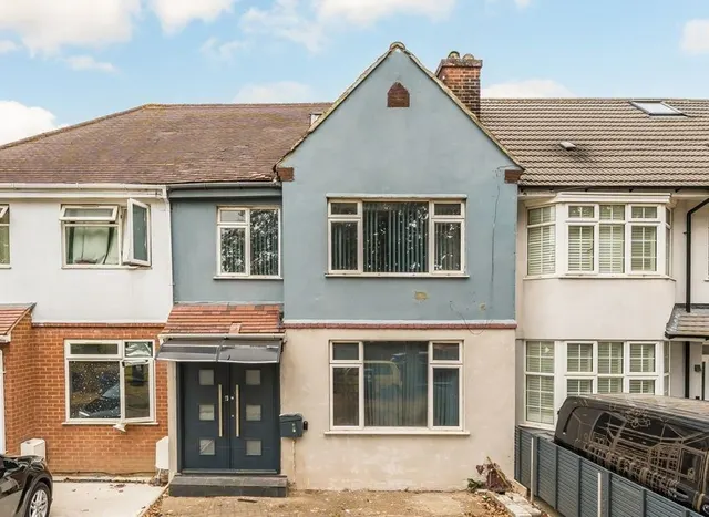 Hall Road, Isleworth, TW7, photo 1