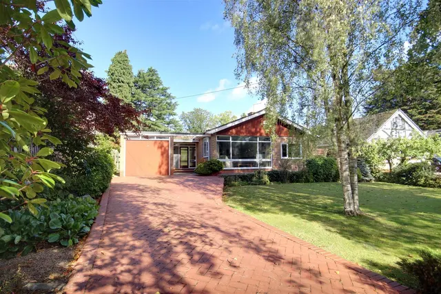 Southfield, Hessle — photo 1