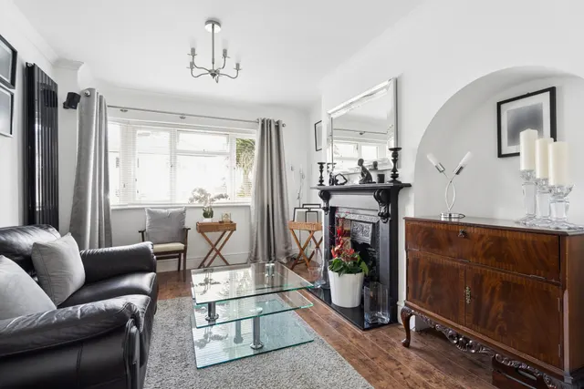 Tudor Walk, Watford, WD24, photo 2