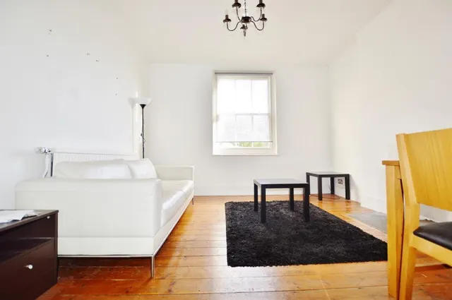 Cressy Place, London, E1, photo 3