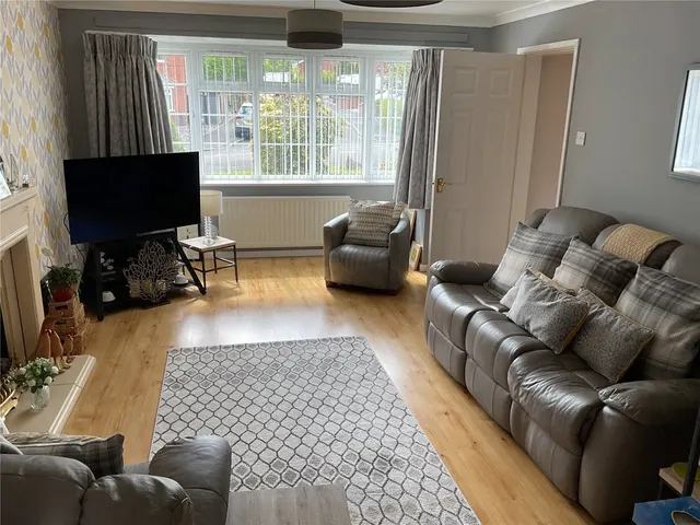 Photo 3 — Willotts Hill Road, NEWCASTLE, Staffordshire, ST5