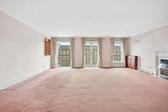 Ashurst Close, Northwood, HA6, photo 2