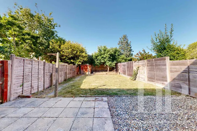 Woodfield Close, Crawley, RH10, photo 2