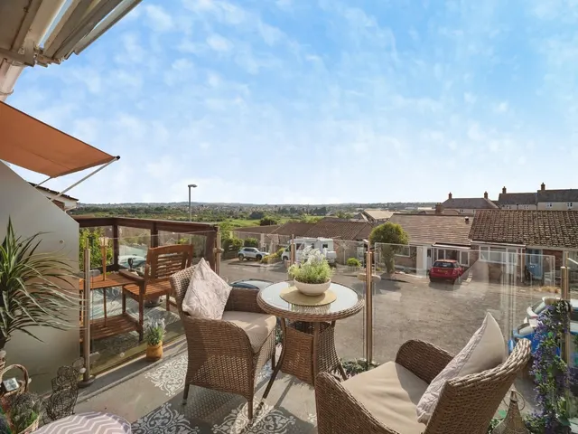 Pinemoor Close, Weymouth, DT3, photo 2