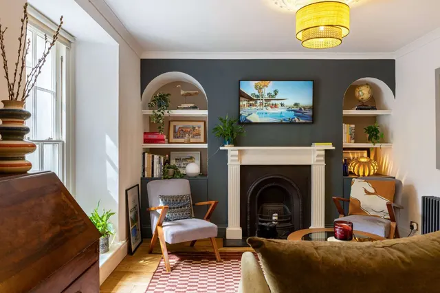 Photo 3 — Caledonia Place, Clifton, Bristol, BS8 4DJ