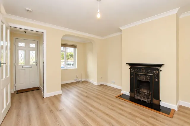 Park Road, Tring, HP23, photo 3