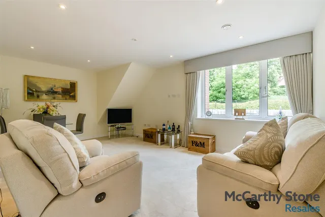 Hale Road, Wendover, HP22, photo 2