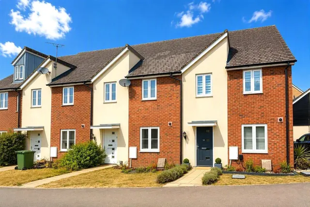 Grebe Drive, Leighton Buzzard, Bedfordshire, LU7, photo 1