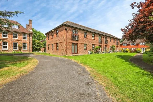 Delves Close, Ringmer, BN8, photo 1