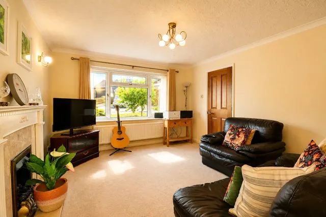 Heron Court, Barnstaple, EX32, photo 2