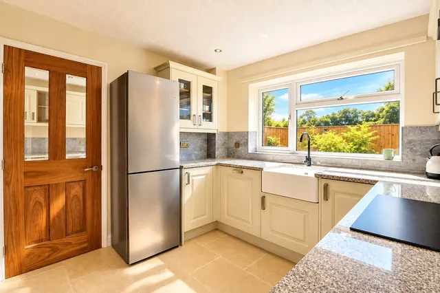 Heron Court, Barnstaple, EX32, photo 3