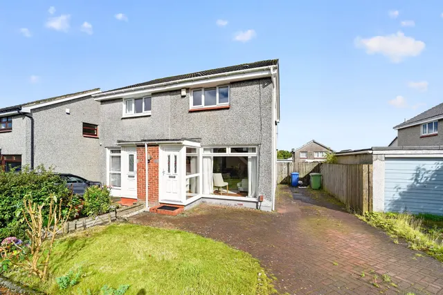 Tanzieknowe Road, Cambuslang, G72, photo 1